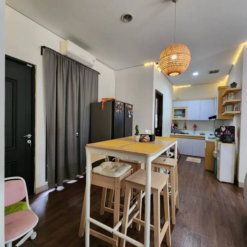 di jual rumah di pusat BSD baru