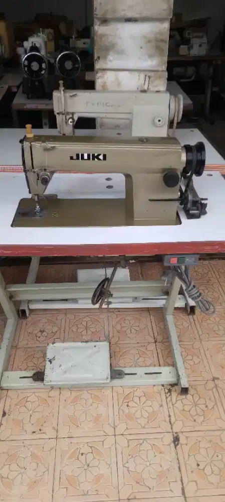 Di jual mesin jahit juki