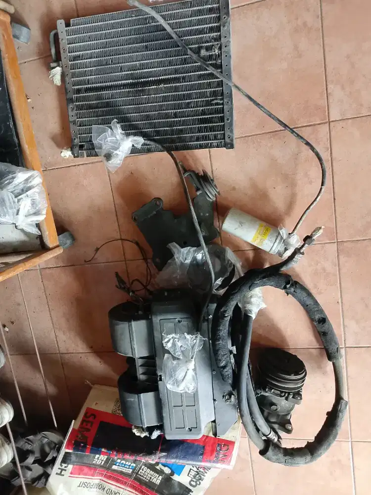 AC mobil Sanden S5305 bekas L300 lgkp semua tgl /bisa kirim2 rekber