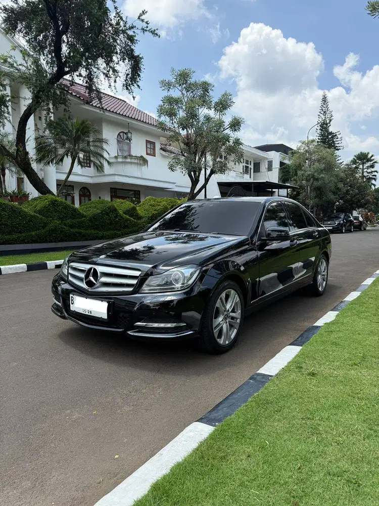 CASH 2013 Mercedes Benz C200 Avantagarde Facelift W204