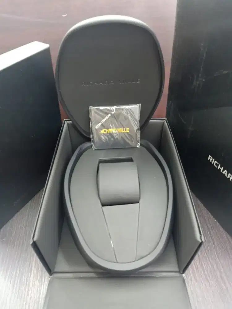 (WAJIB Transaksi Offline) Box and Paper RMille Authentic-New Condition