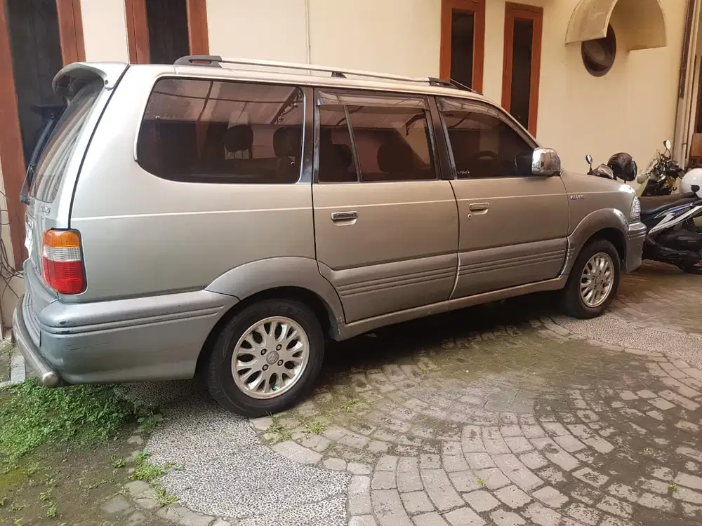 Toyota Kijang 2002 Bensin