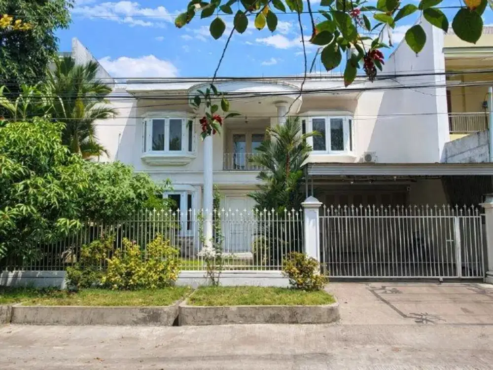 Rumah Kertajaya Indah Strategis • Boulevard • Langka