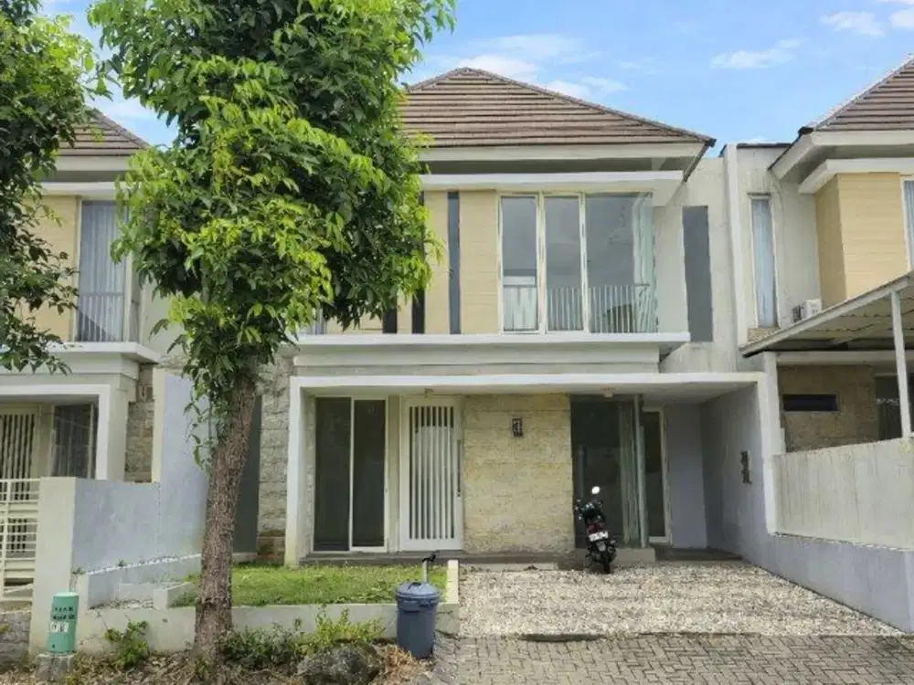 Rumah Taman Puspa Raya, Citraland Strategis • Siap Huni • Carport