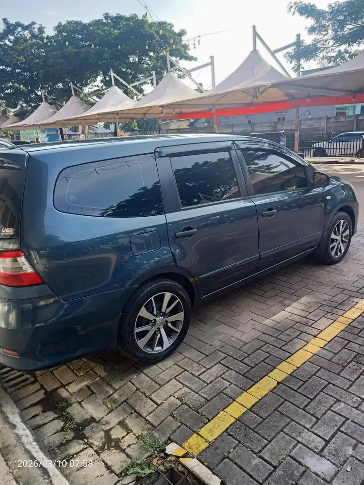 Nissan Grand livina 2014 Bensin