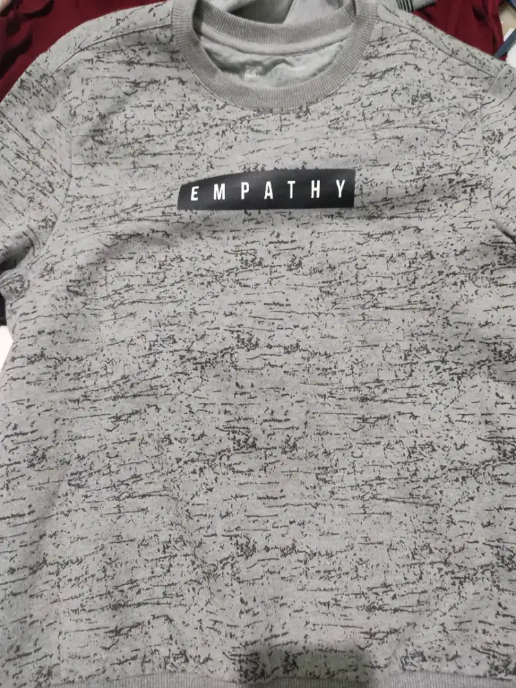 Sweater mewah murah meriah