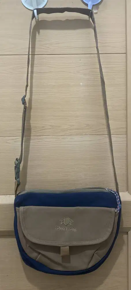 Tas Selempang Fourtyfour – Casual Sling Bag