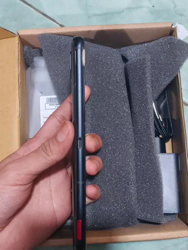 Asus Rog Phone 6 12/256 Fullset