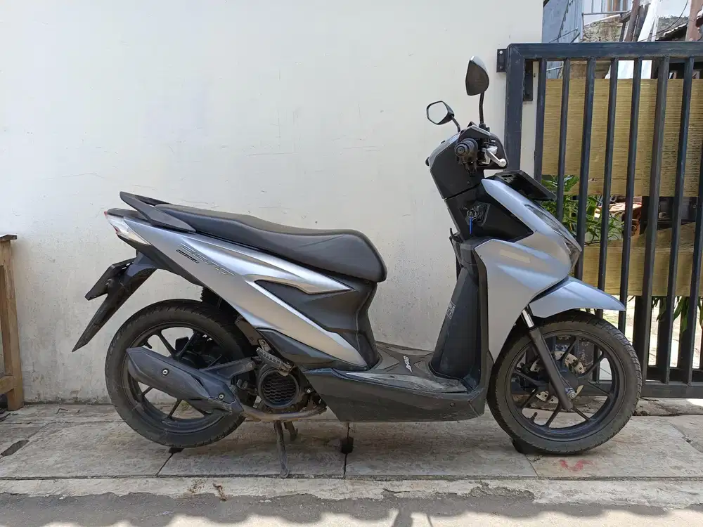 Honda beat deluxe 2024 lengkap bagus