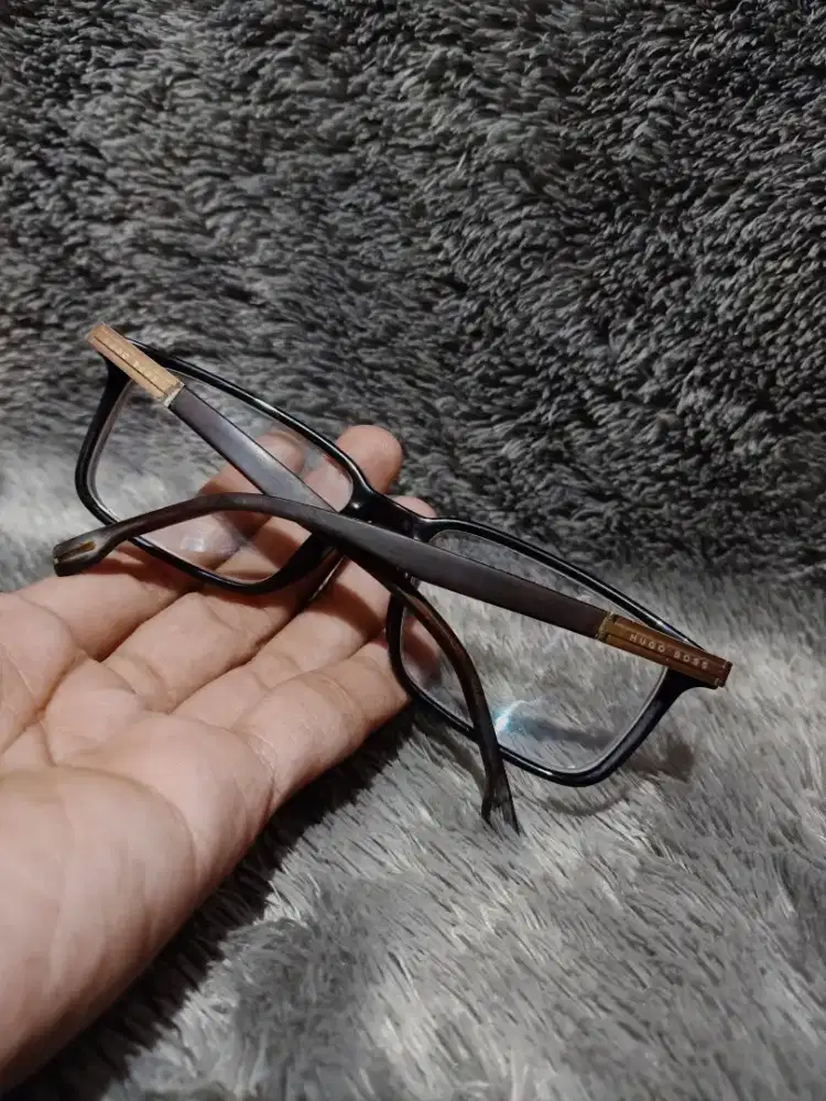 Frame kacamata Hugo boss