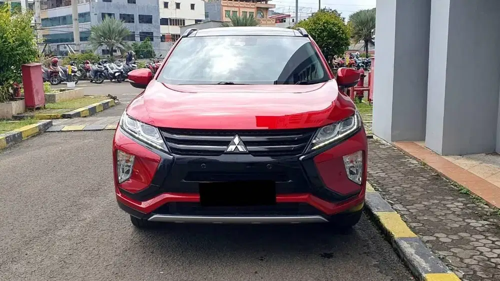 Mitsubishi Eclipse Cross Ultimate 1.5 Turbo AT 2020 merah Low km