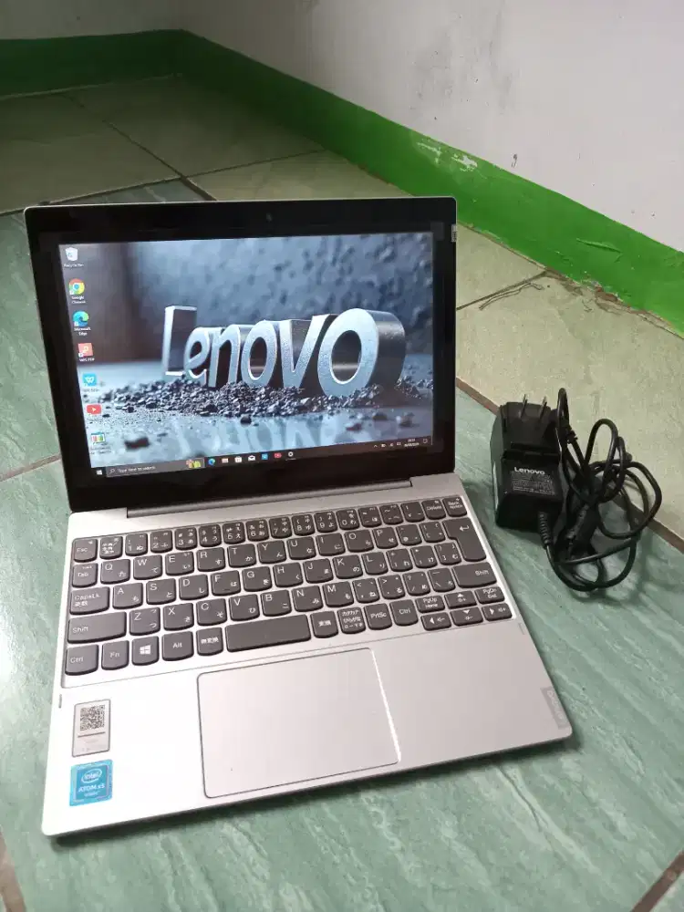Laptop Tablet Lenovo Layar Sentuh Touch Screen