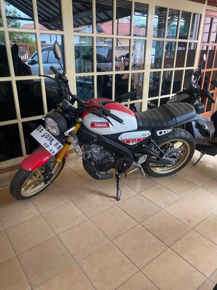 JUAL YAMAHA XSR MERAH PUTIH TAHUN 2022