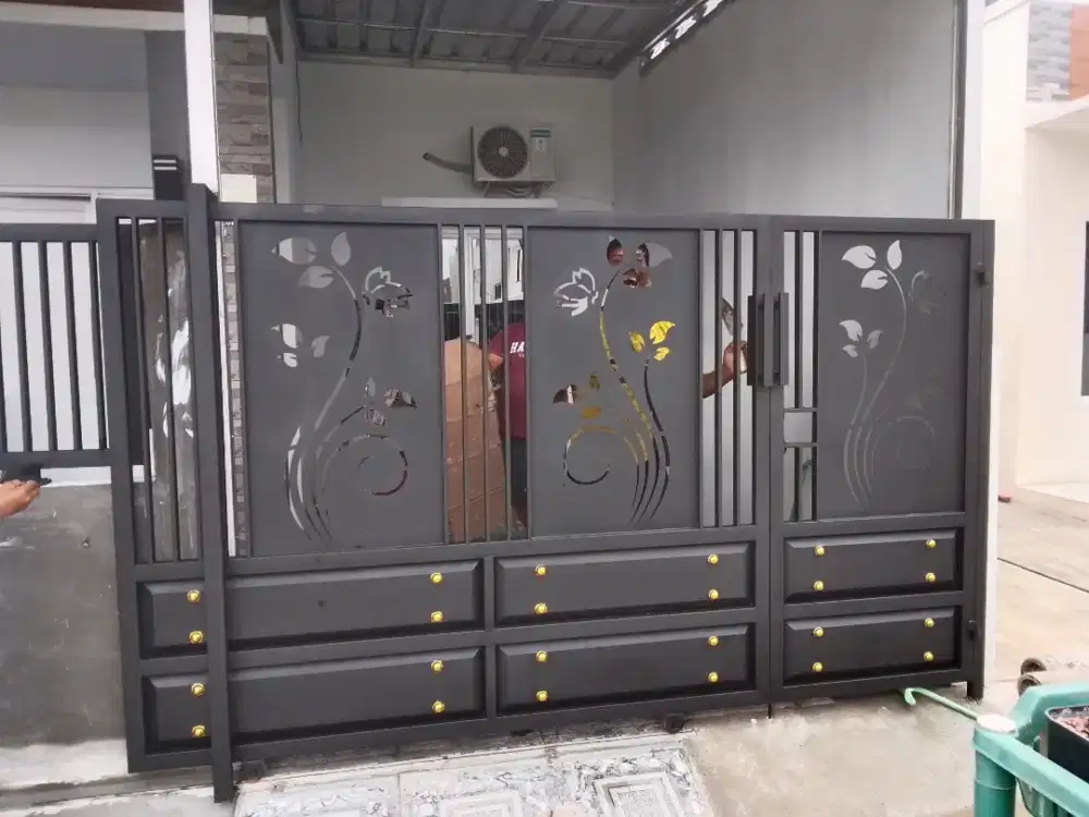 Pagar minimalis motip plat coting