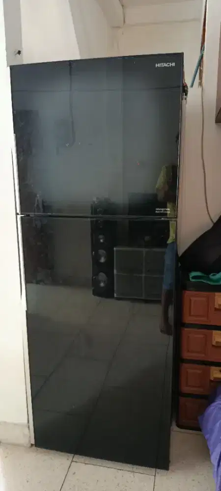 Kulkas Hitachi 2 pintu