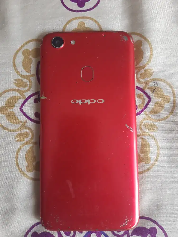 Dijual handphone OPPO F7 4/64