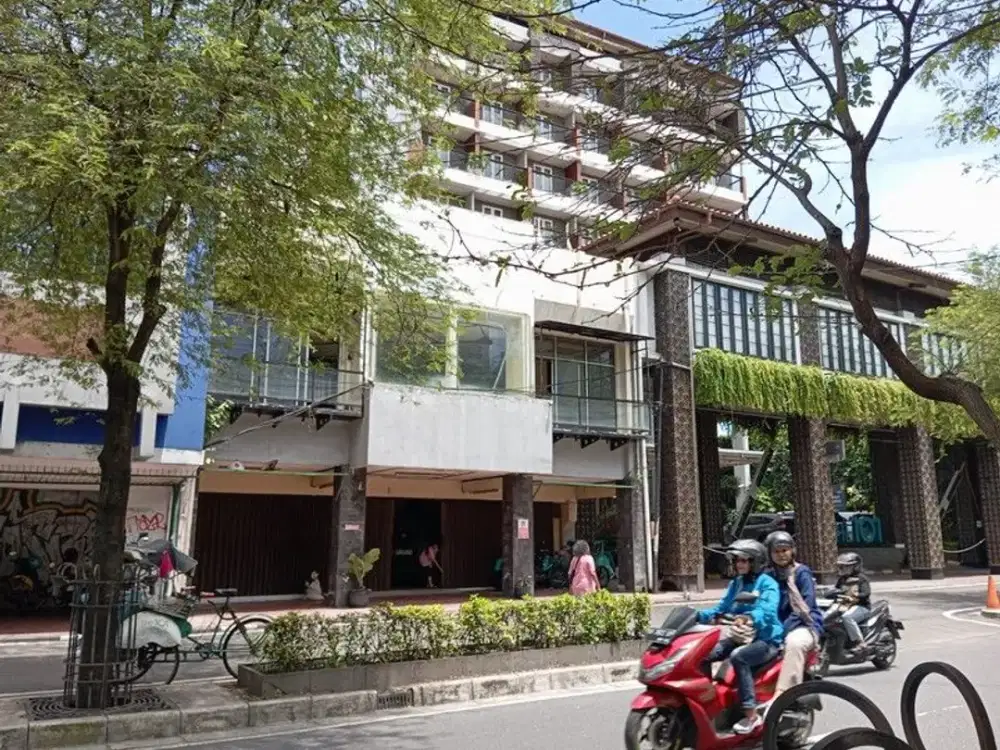 Ruko Premium 3 Lantai + Rooftop di Tengah Kota Jogja, Cocok Untuk Bisnis, Dekat Stasiun Tugu & Malioboro