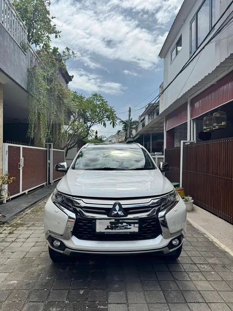 DIJUAL MOBIL PAJERO SPORT 2018