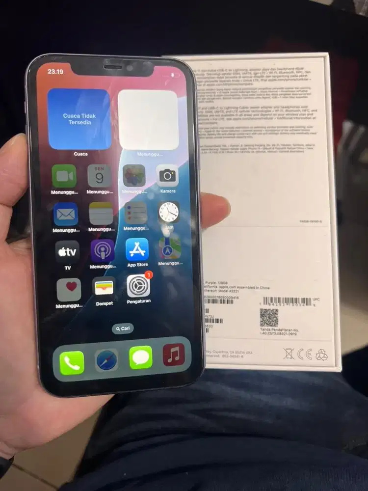 Iphone 11 128 ibox lcd baterai sudah ganti baru awet bh 100 harga net