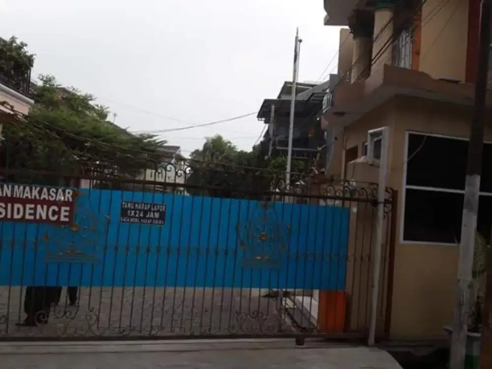 Tanah Ngantong di Perumahan Taman Makasar Residen Halim Perdana Kusuma