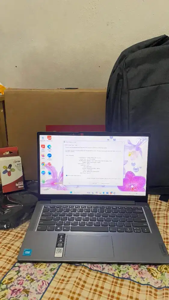 Lenovo IdeaPad Slum 3 14IQN8 RAM 8 DDR5 SSD 512 Garansi Resmi ON Mulus