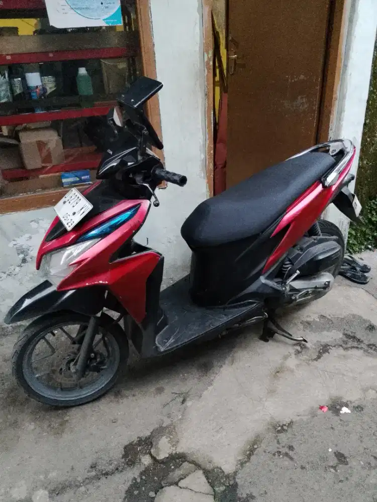 Motor Vario 125 old (kzr) tangan pertama kumplit