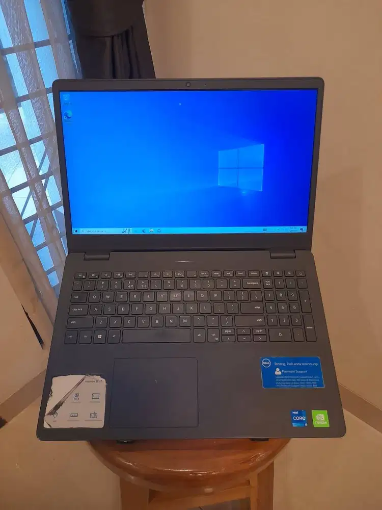 Dell 3501 i5 Gen 11 | SSD Cepat | VGA MX330 | Layar 15” Luas