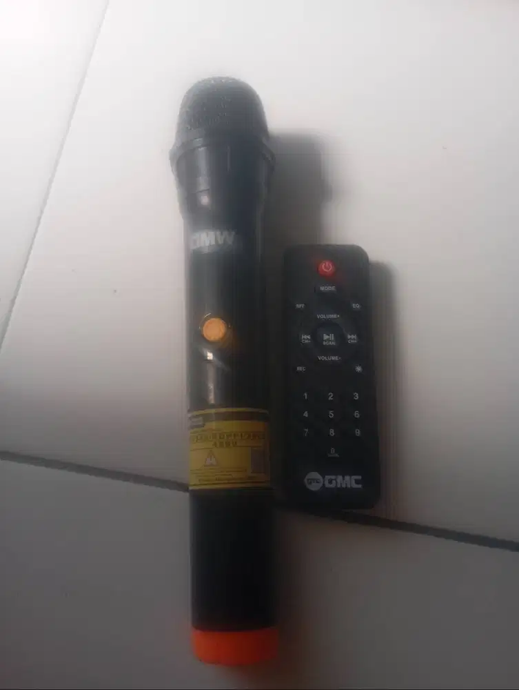 Gmc speker baru 2 bln beli 1100 000 rb jual 900 000