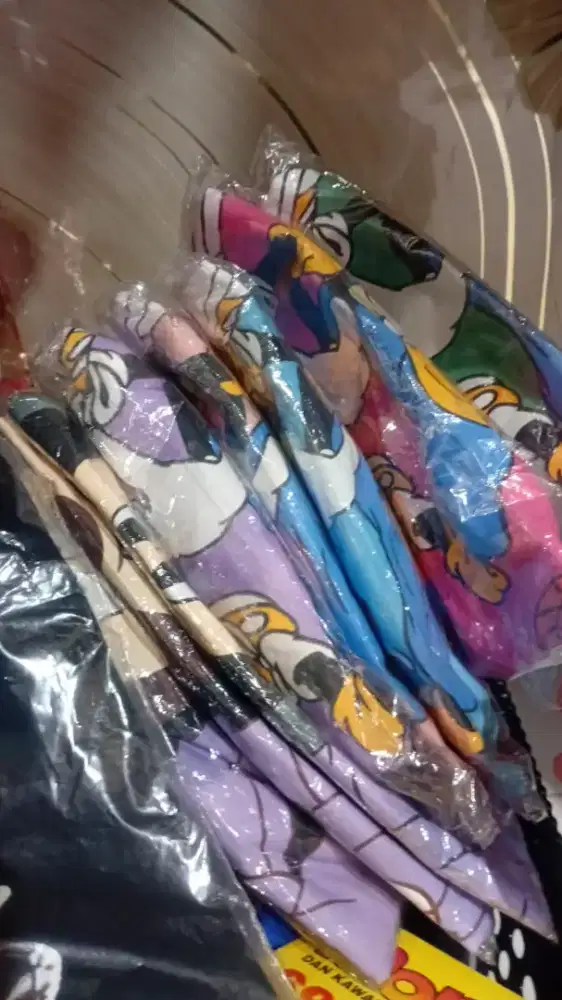 PAKAIAN ANAK, WANITA, PRIA SERBA 10.000 ISI 3 (RANDOM)