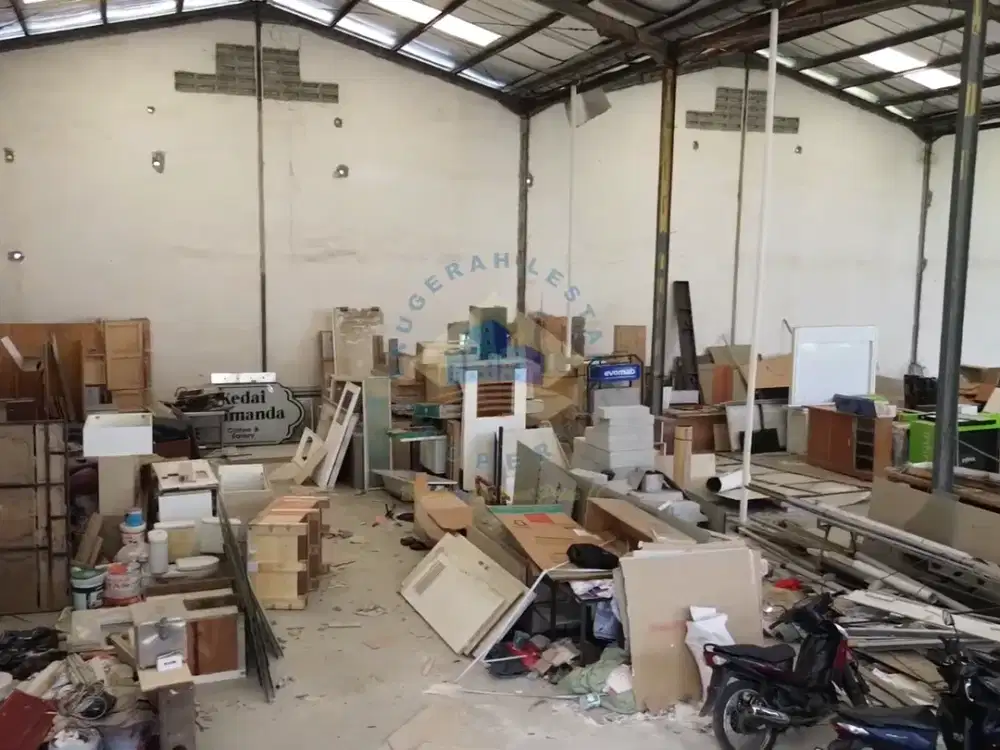 Gudang di Kawasan Akong Mekar Jaya Sepatan, Tangerang - Banten