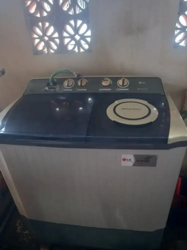 Mesin cuci LG 14kg