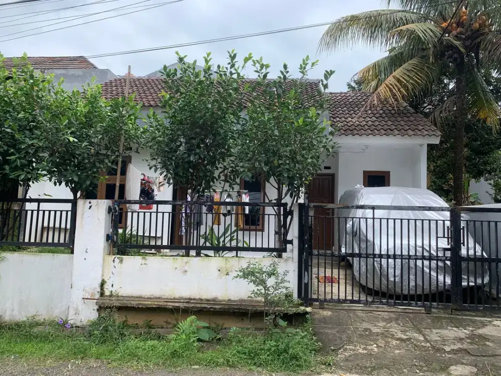 Rumah Strategis Luas 9 menit ke Stasiun Depok Dibantu KPR J-44235