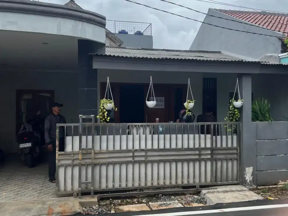 Rumah SHM LT 158 Siap Huni 10 Menit ke Summarecon Mall Serpong J-44432