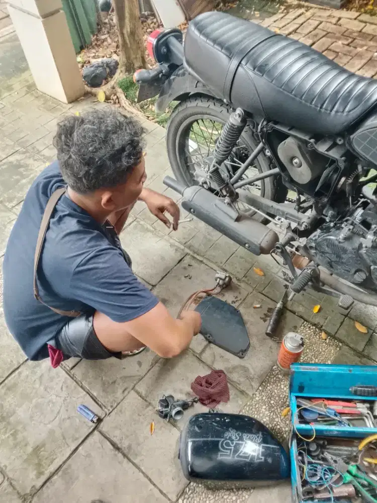 Bengkel motor panggilan