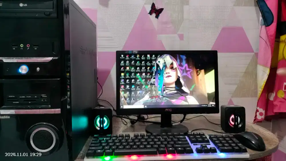 PC GAMING DESIGN + LCD 16 + RAM 8 GB + HD 500 GB + GAMES FILM APP