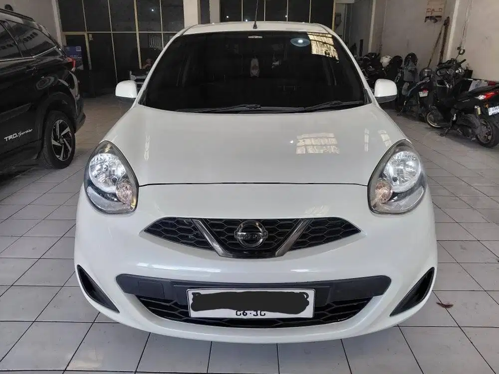Nissan March L 1.2 Matic Thn 2015