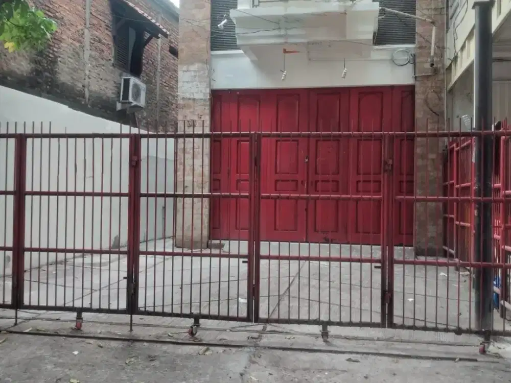 Ruko 3 Lantai Pinggir Jalan Besar Di Gandaria Kebayoran Lama
