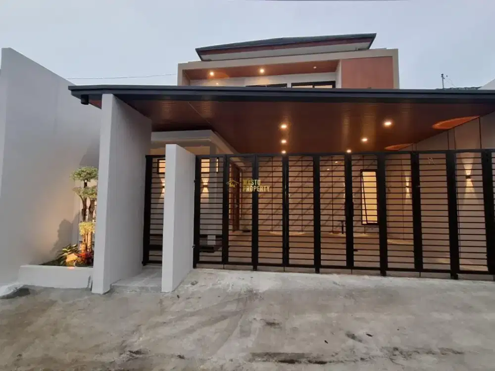 Rumah Mewah 2 Lantai Siap Huni Purwomartani Kalasan Akses Jalan Lebar