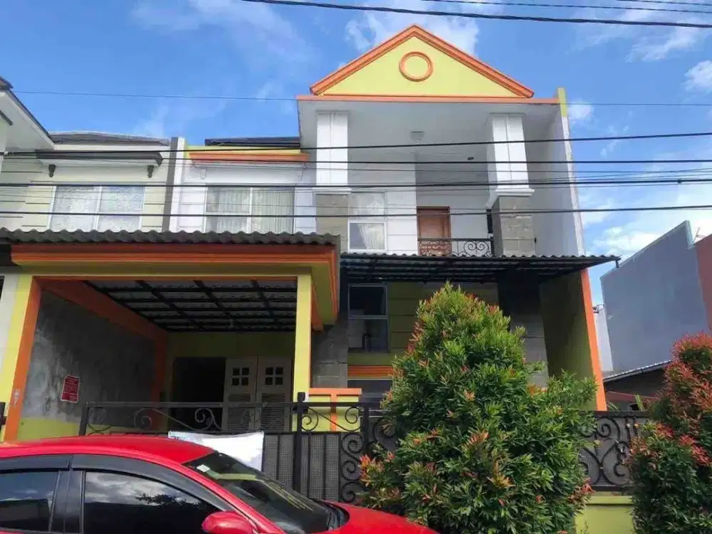 Rumah LT 220 Hadap Timur 15 Mnt ke Living World Grand Wisata J-45516