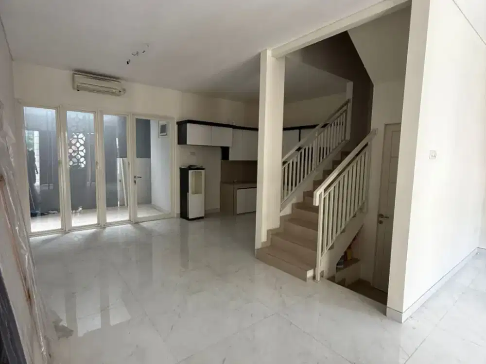 Jual Cepat Rumah Siap Huni, Dekat Pakuwon Mall, Citraland, Surabaya