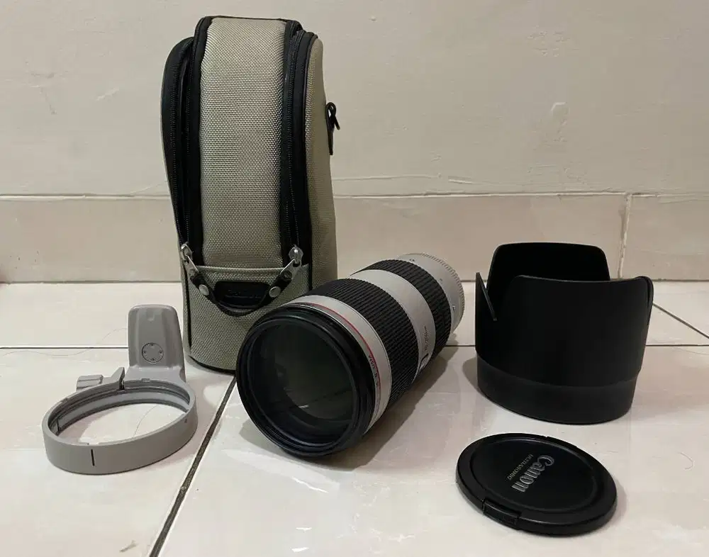 Canon EF 70-200mm f/2.8L IS USM II (Eks Garansi Resmi Datascript)