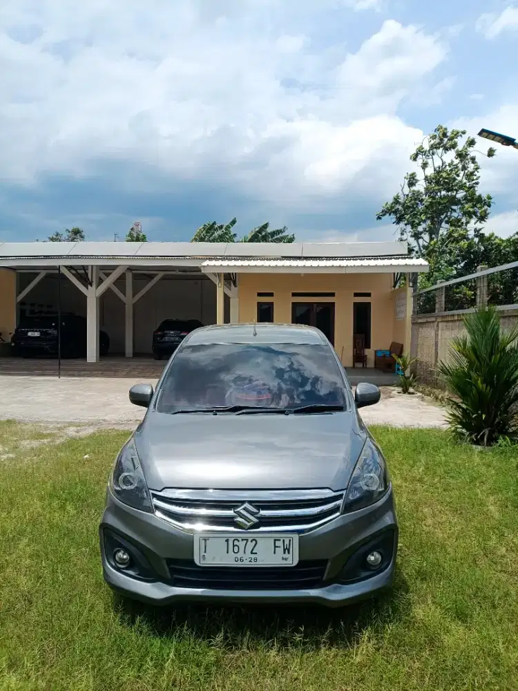 Jual Ertiga GL tangan 1