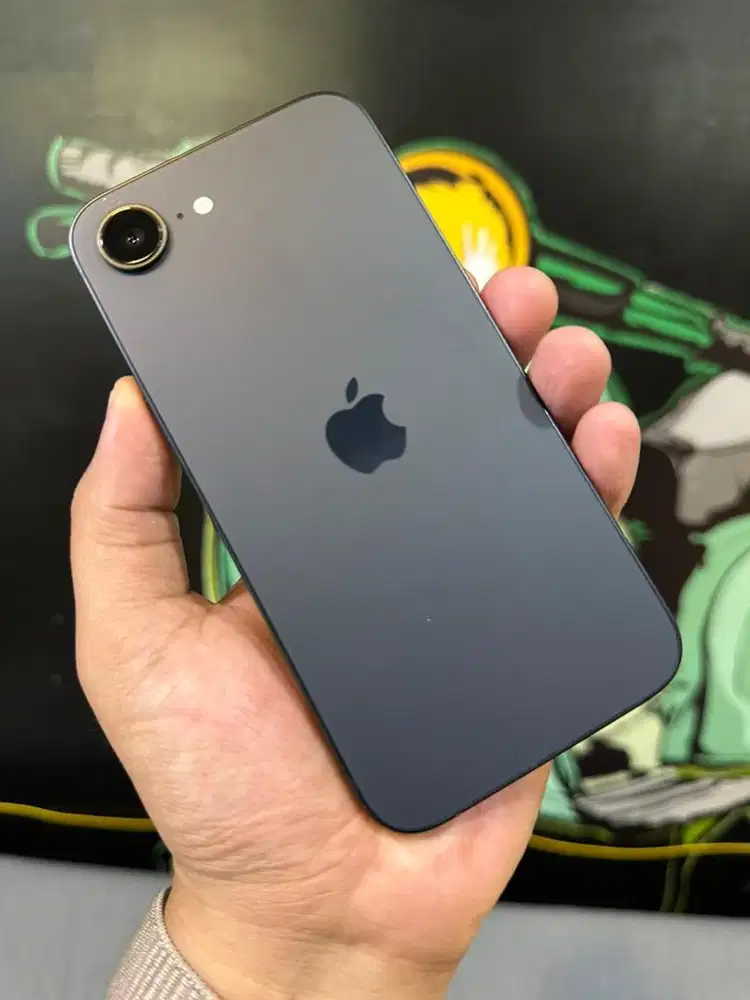 iPhone 16E 128 GB iBox