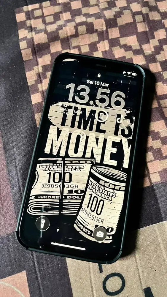 Dijual IPhone 12 64GB