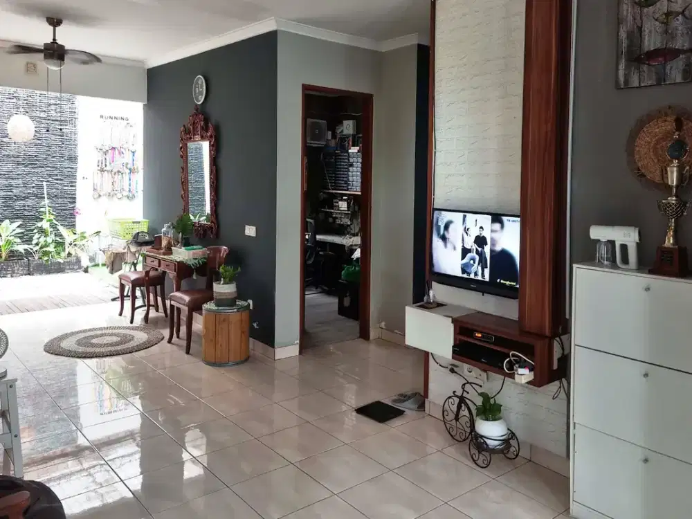 BSD Sewa 2thn 120jt Rumah 2 Lt 3+1KT di The Green, Fully Furnished