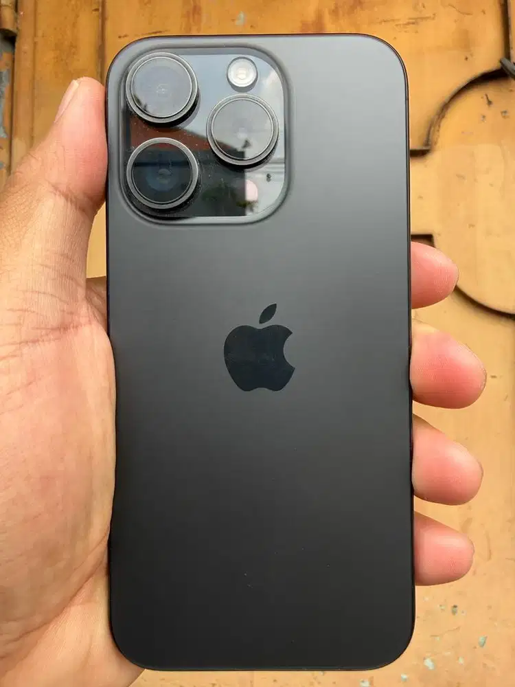 iPhone 15 Pro 256GB Black Titanium BH 88% IMEI Beacukai + Case Casetif