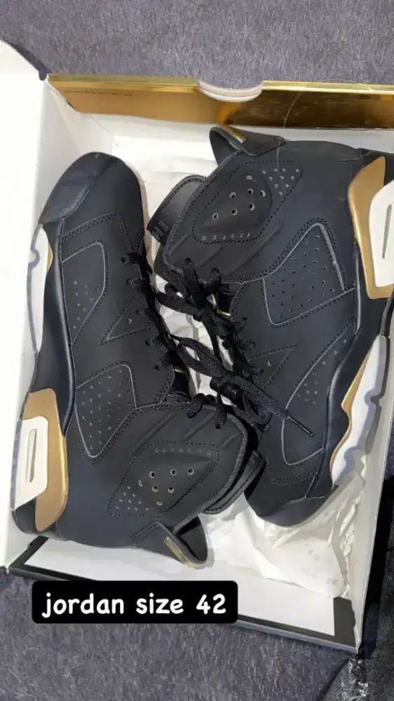 Air Jordan 6 Retro DMP Black Metallic Gold - Size 42