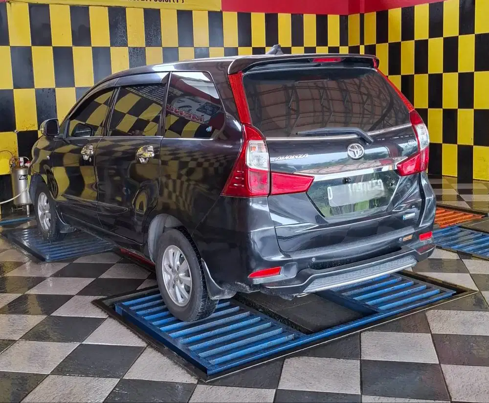 Toyota Avanza 1.3 G AT (2017)
