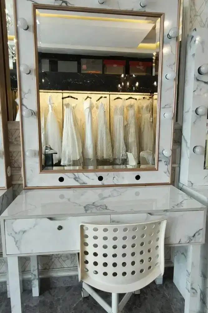 Meja Rias Makeup Lampu LED + Cermin Besar