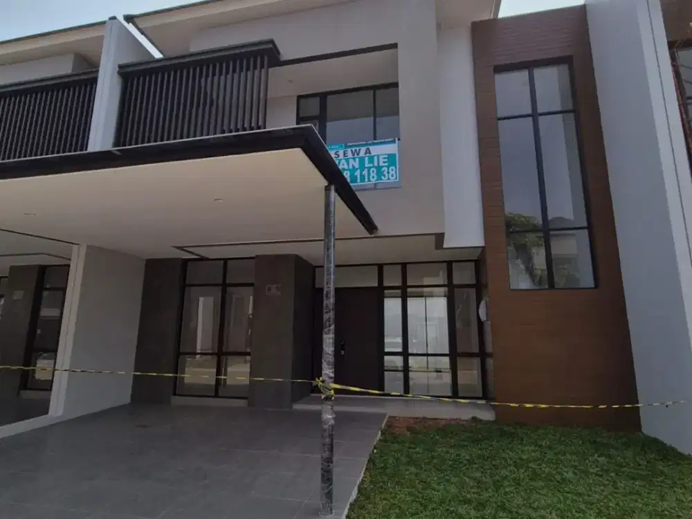 Disewa Rumah Kuningan Village Boulevard PIK 2 2Lt Uk 10x20 m2 at Tangerang